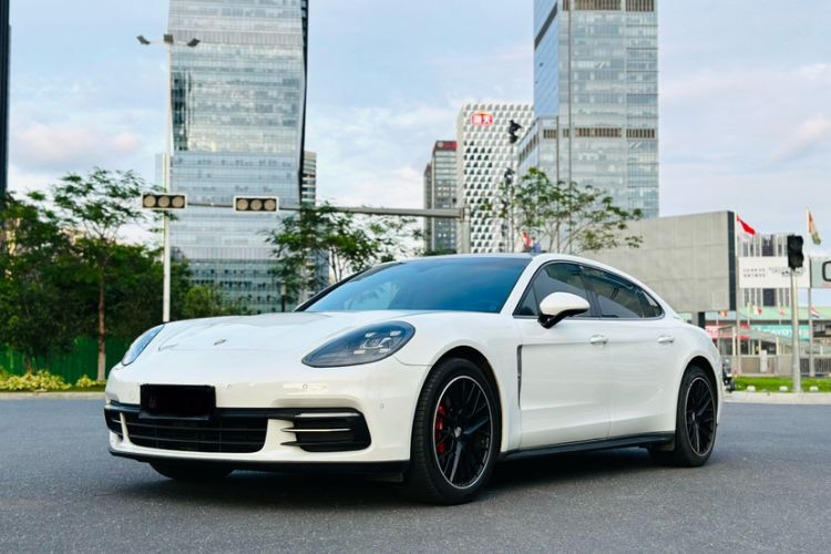 Used Porsche Panamera 2017 Panamera 4 Executive Long Wheelbase 3.0T
