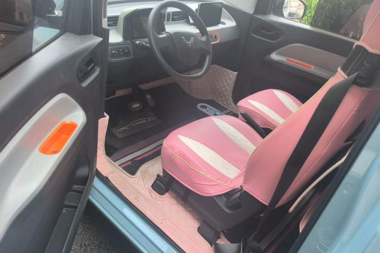 Used Wuling Hongguang MINIEV 2020 Enjoyment Model Lithium Iron Phosphate