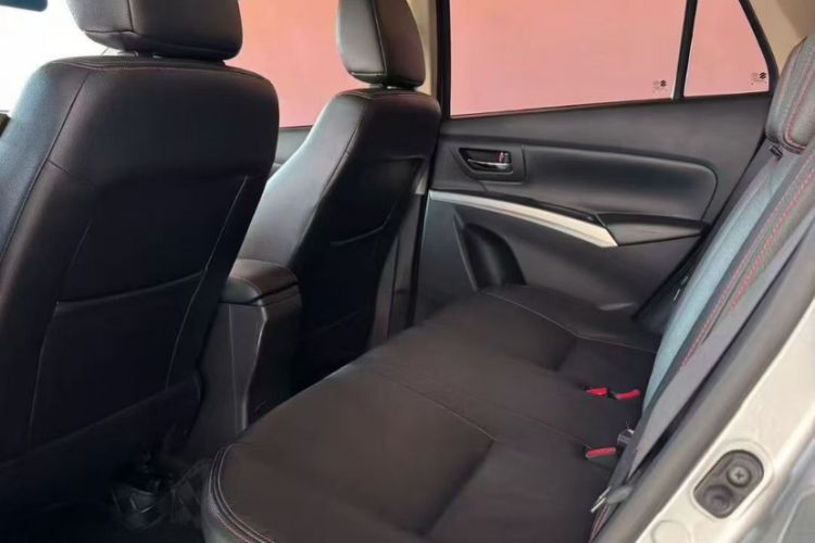 Used Suzuki S-Cross 2014 1.6L CVT Two-Wheel Drive Elite Version