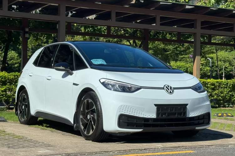 Used Volkswagen ID.3 2023 Pure Smart Edition
