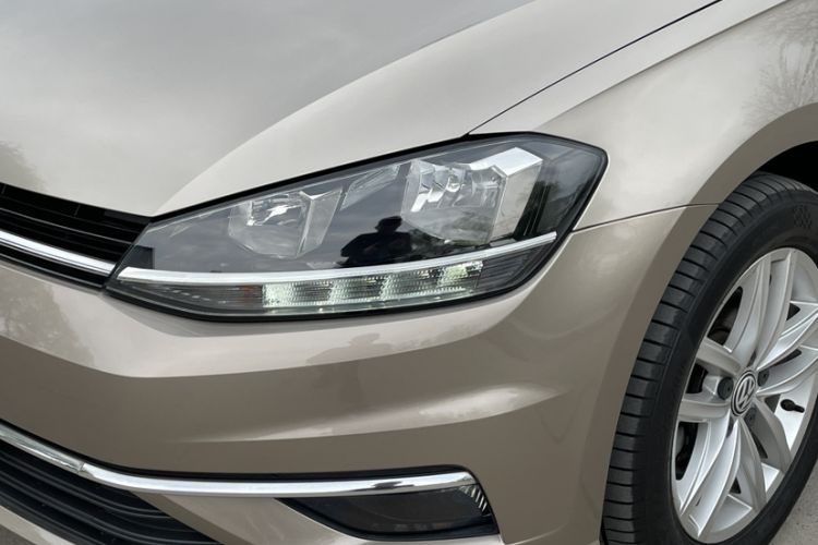 Used Volkswagen Golf 2019 200TSI DSG Comfort & Ambition Edition China VI Standard Left Front Headlight