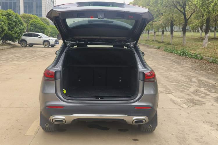 Used Mercedes-Benz GLA 2022 Second Facelift GLA 200 Exterior 7