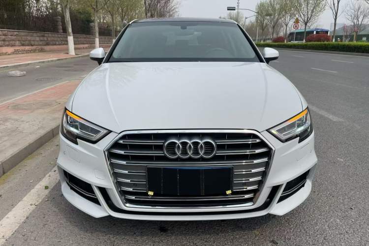 Used Audi A3 2020 Sportback 35 TFSI Fashion Edition China VI Emission Standard