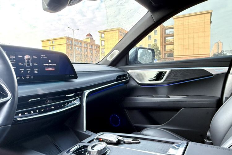 Used Cadillac CT6 2023 28T Luxury Version
