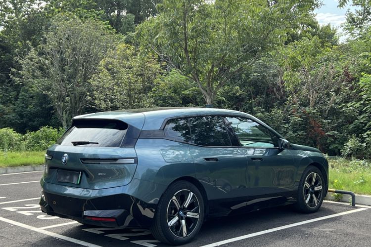 Used BMW iX 2022 xDrive40