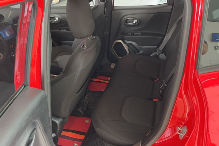 Used Jeep Renegade 2017 180T Automatic High-Energy Version