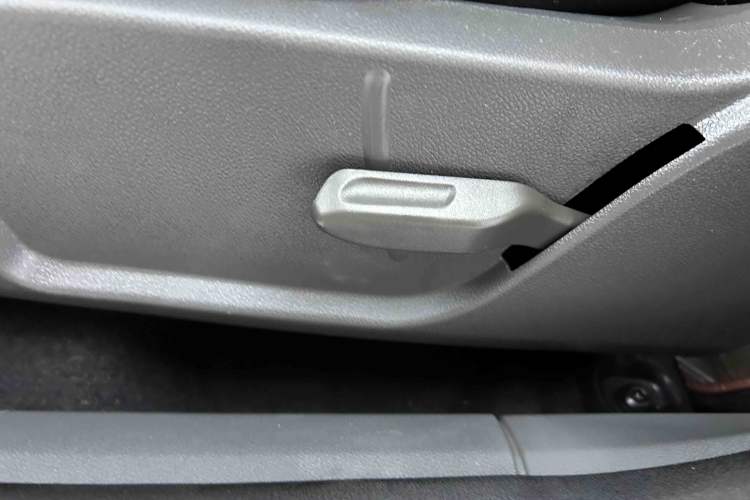 Used Ford Focus 2013 Hatchback Classic 1.8L Automatic Base Model Interior 8