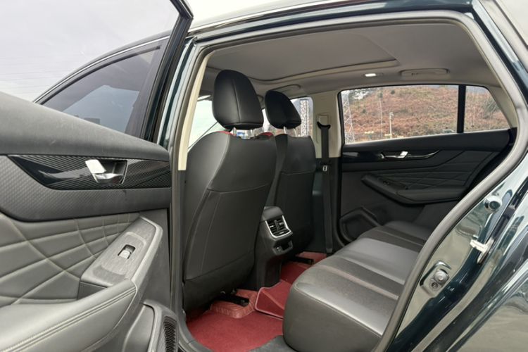 Used Dongfeng Aeolus Yixuan MAX 2023 1.5T Super-Powered Dad Edition