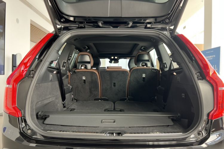 Used Volvo XC90 2025 B6 Zhiyi Luxury 7-Seater
