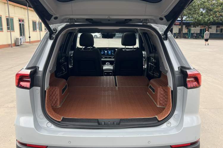 Used Chery Tiggo 8 PRO 2022 290T Two-Wheel Drive Haohan Edition 5 Seats
