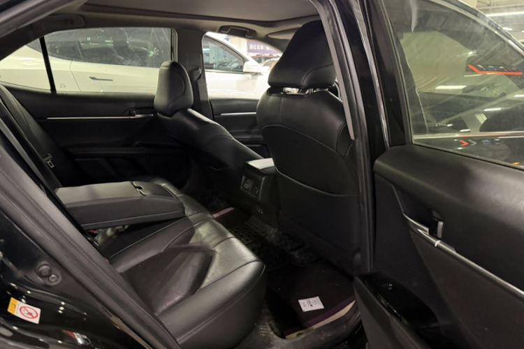 Used Toyota Camry 2019 2.5G Luxury Edition China VI Standard Interior 8
