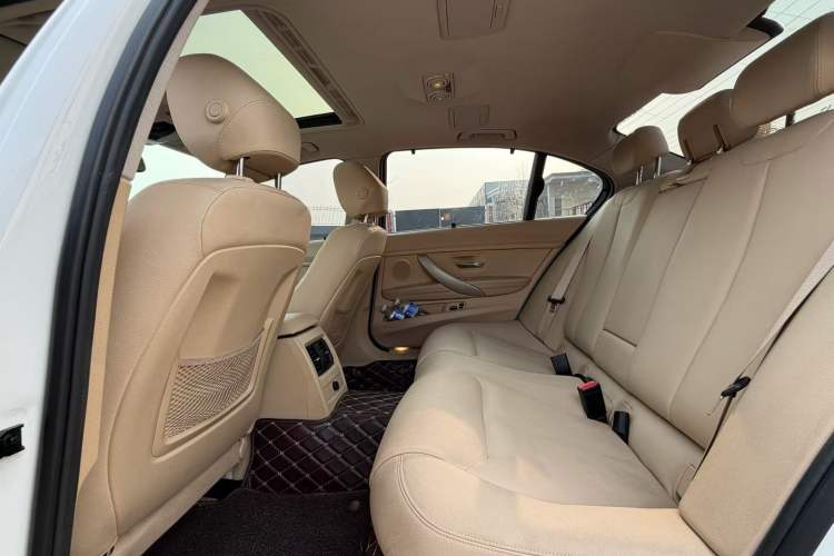 Used BMW 3 Series 2015 320Li Fashion Model
