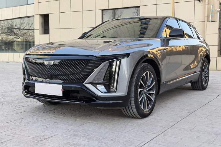 Used Cadillac LYRIQ 2022 Four-Wheel-Drive High-Performance Deluxe Edition