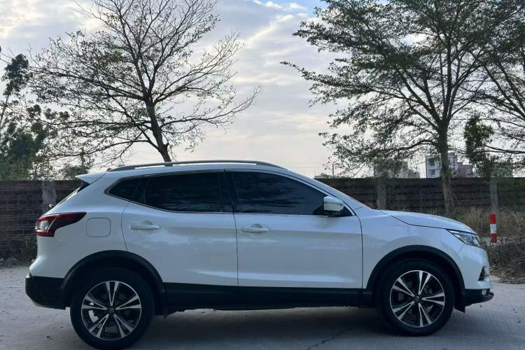 Used Nissan Qashqai 2019 2.0L CVT Luxury Edition
