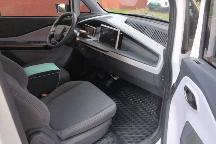 Used Wuling NAMMIEV 2021 - Play Edition