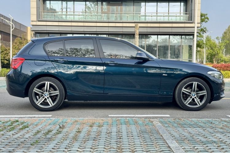 Used BMW 1 Series 2015 120i Sport Design Package
