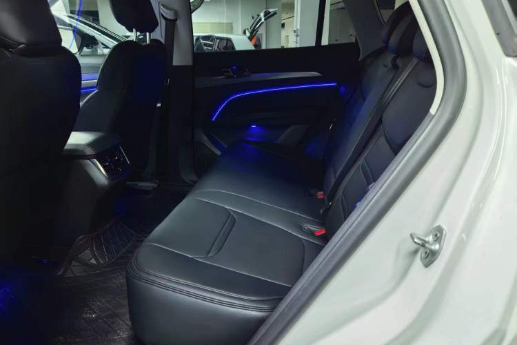 Used Ford Equator Sport 2023 EcoBoost 170 Prime Edition Headliner