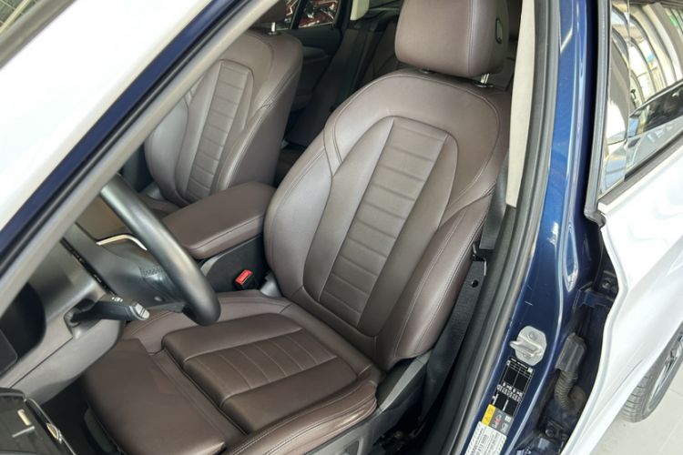 Used BMW iX3 2021 Leading Model
