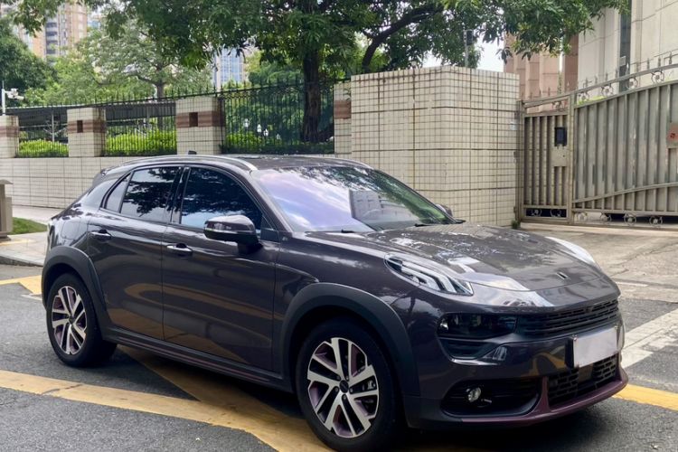 Used Lynk & Co 02 2022 1.5T DCT Shine Pro Exterior 4