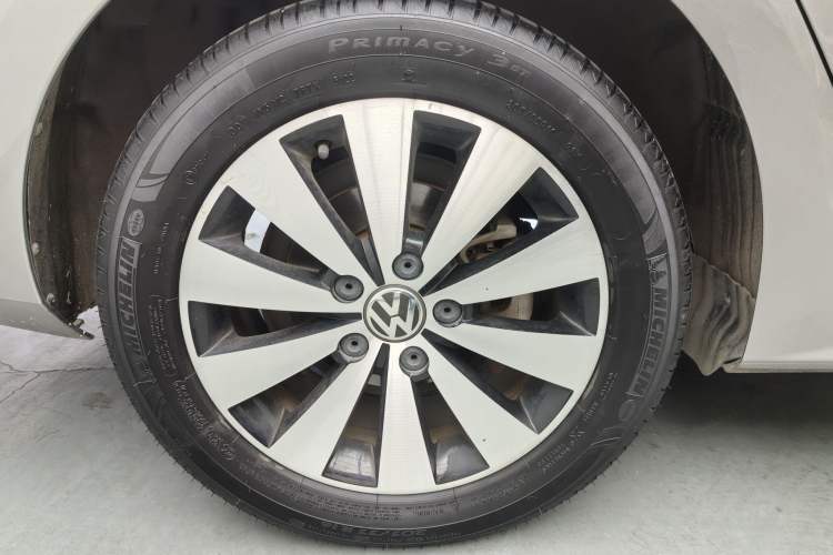 Used Volkswagen Sagitar 2018 1.6L Automatic Comfort Model Exterior 5