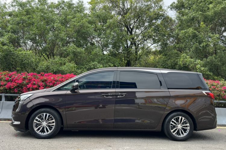 Used Buick GL8 2021 ES Landtrek 653T Comfort Edition