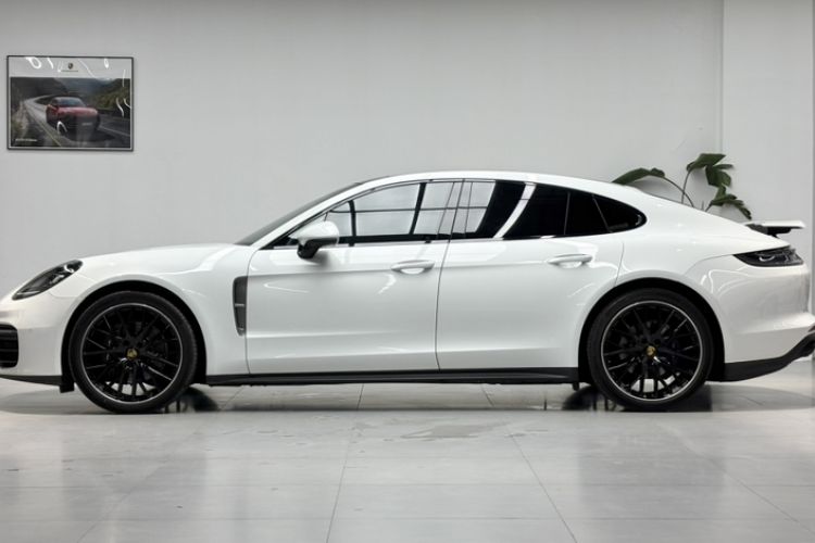 Used Porsche Panamera 2023 Facelifted Panamera 2.9T Platinum Edition Exterior 3
