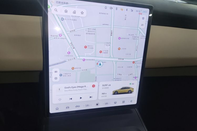 Used Nio ET5 2022 75 kWh Odometer Close Up