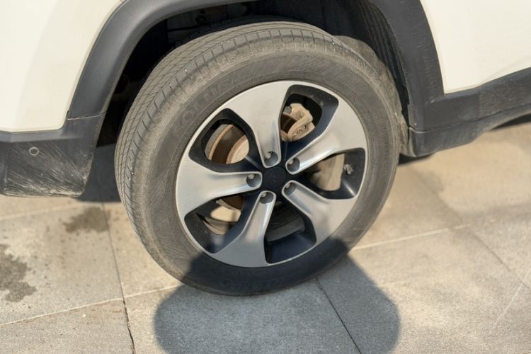 Used Jeep Compass 2017 200T Automatic Prestige Four-Wheel Drive Edition
