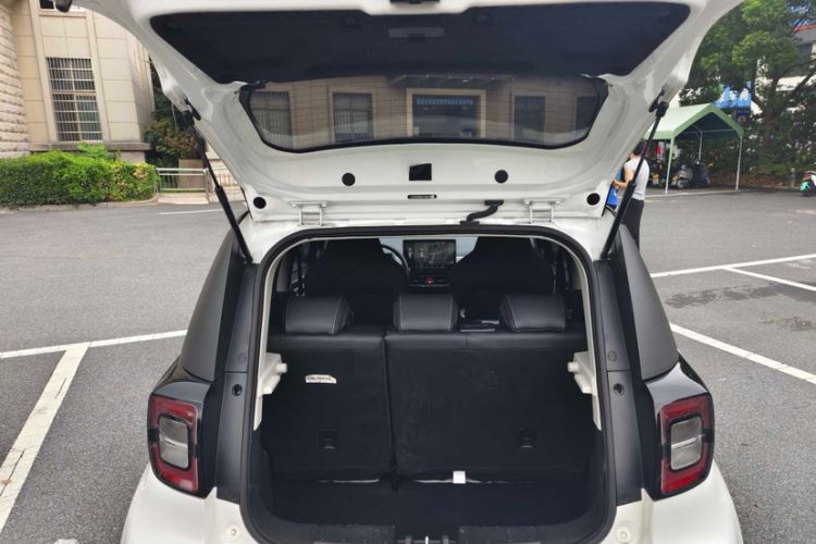 Used JAC Yiwei E10X 2024 Charming Edition 301km Air
