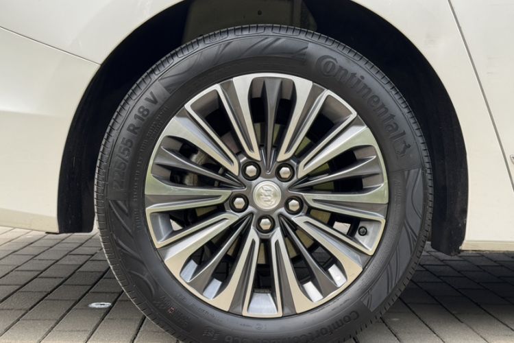 Used Buick GL8 2022 ES Landtrek 653T Flagship Model
