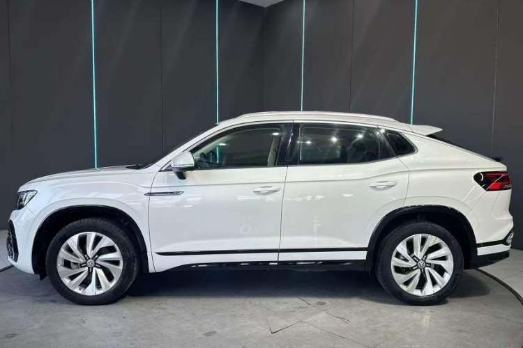 Used Volkswagen Tayron X 2020 330TSI Two-Wheel Drive Luxury Smart Connectivity Version
