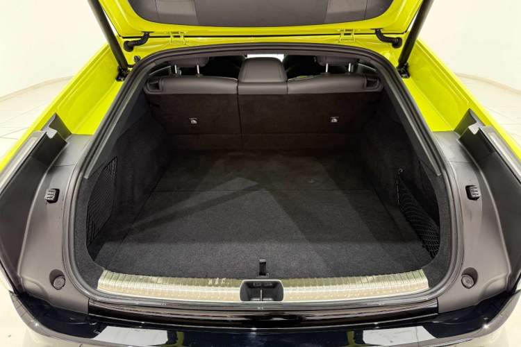 Used XPeng P7 2025 Model—702 Long Range Ultra