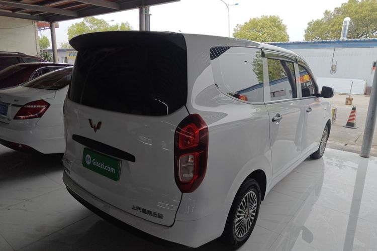 Used Wuling Hongguang New Energy 2024 All-Electric Model 300KM Standard Version Exterior 4