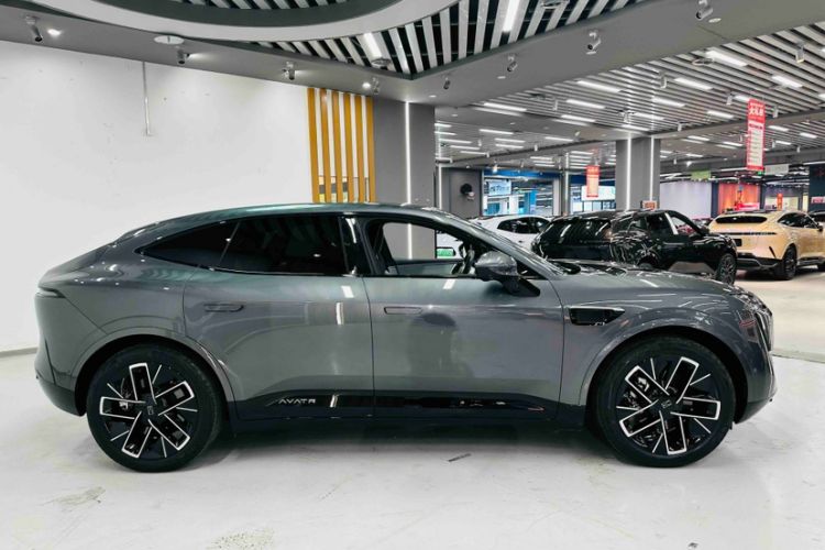 Used Avatr 11 2023 Harmony 90-degree Rear-wheel Drive Edition Exterior 4