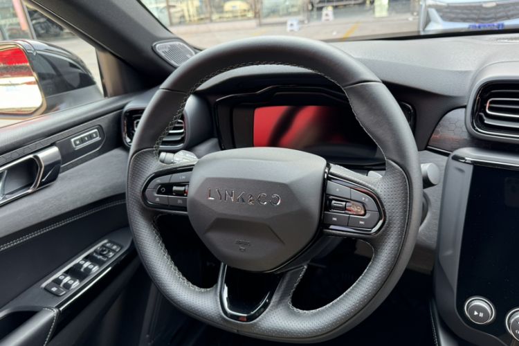 Used Lynk & Co 03 2022 2.0TD DCT JingPro