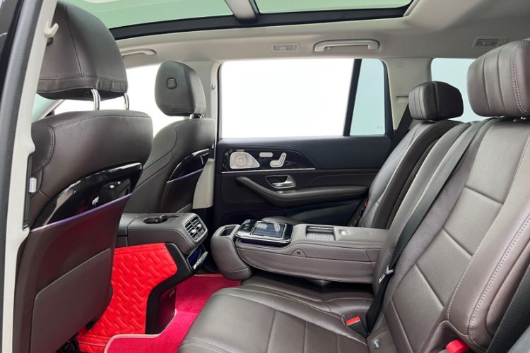 Used Mercedes-Benz GLS 2021 GLS 450 4MATIC Stylish Model Interior 7