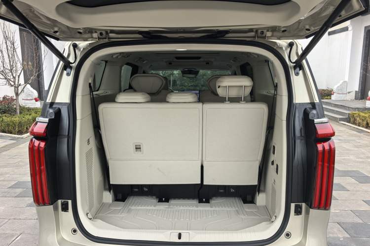 Used Wey Gaoshan 2025 Four-Wheel Drive Alpine 8