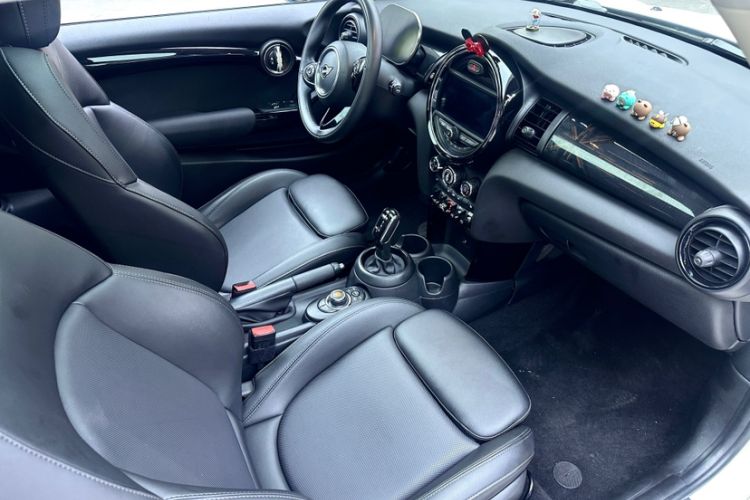 Used MINI MINI 2021 1.5T COOPER Classic Edition