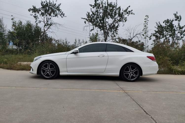 Used Mercedes-Benz E-Class (Import) 2014 E 260 Coupe