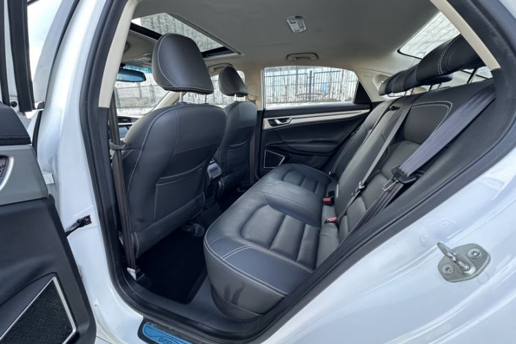 Used Geely Auto Emgrand GL 2017 1.8L DCT Elite Model
