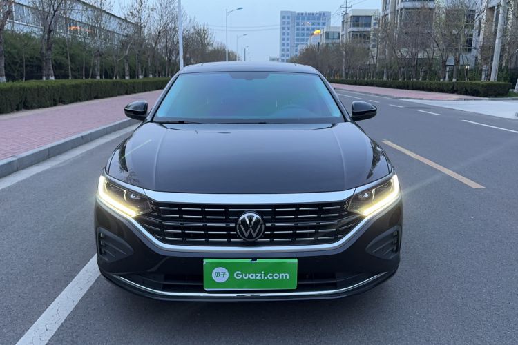 Used Volkswagen Passat 2025 Premium Version 380TSI Dragon Edition