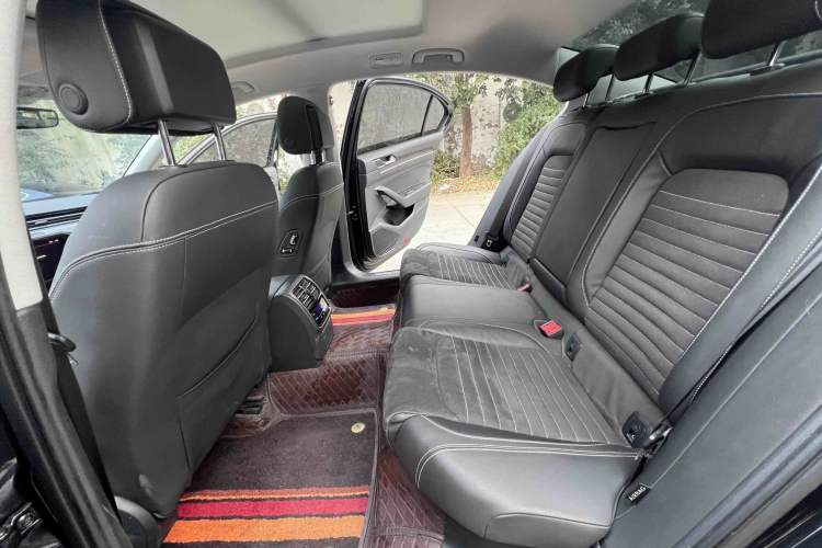 Used Volkswagen Magotan 2020 330TSI DSG Luxury Edition
