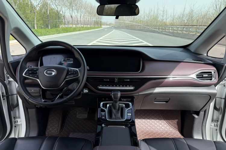 Used GAC Trumpchi M6 2023 PRO 270T DCT Luxury Edition Interior 1