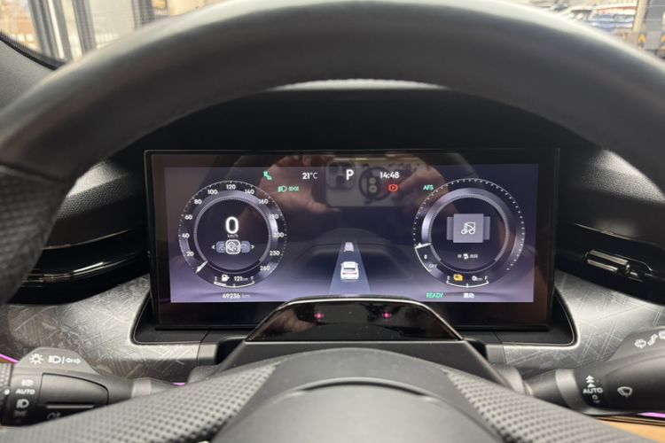 Used Lynk & Co 09 EM-P 2021 2.0T PHEV Ultra Six-Seater
