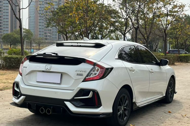 Used Honda Civic 2021 HATCHBACK 220TURBO CVT New Trendsetter