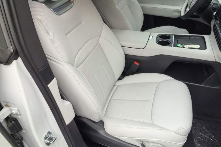 Used XPeng G6 2023 580 Long-Range Pro