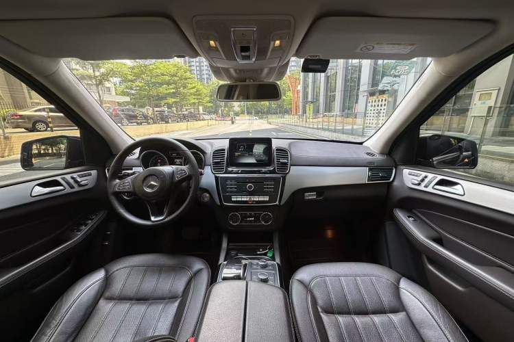 Used Mercedes-Benz GLS 2016 GLS 400 4MATIC Dynamic Model
