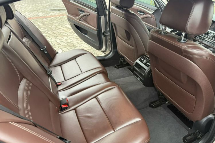 Used BMW 5 Series 2017 525Li Luxury Design Package Interior 1
