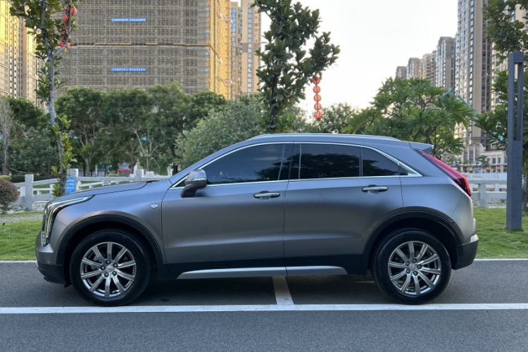 Used Cadillac XT4 2021 28T Two-Wheel Drive Luxury Version
