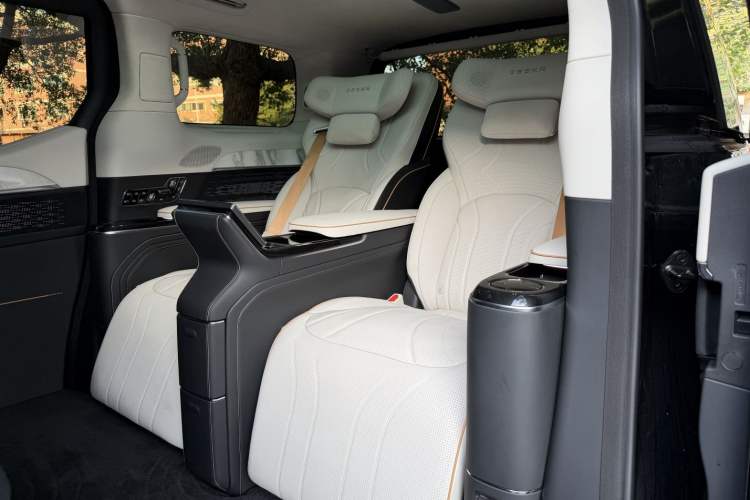 Used Zeekr 009 2024 GAC Trumpchi